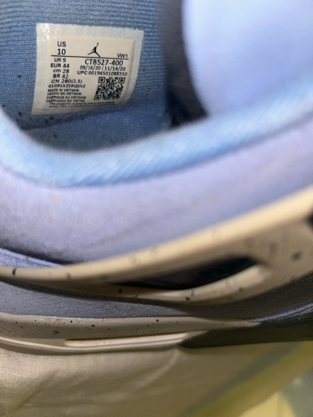 Jordan Light Blue and Gray Suede Retro University Sneakers size 10 AUTHENTICATED - Picture 4 of 15